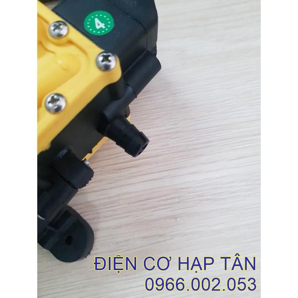 MÁY BƠM TĂNG ÁP -12V LƯU LƯỢNG 5L/phút -ứng dụng làm bộ rửa xe phun sương tưới cây tưới lan