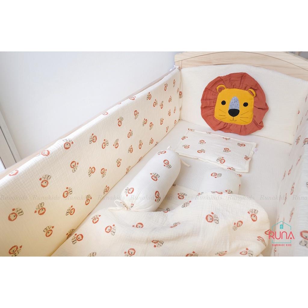 Bộ 4 tấm quây cũi cho be RUNA KIDS chất liệu muslin cao cấp mềm mại thoáng khí thấm hút mồ hôi họa tiết sư tử dễ thương