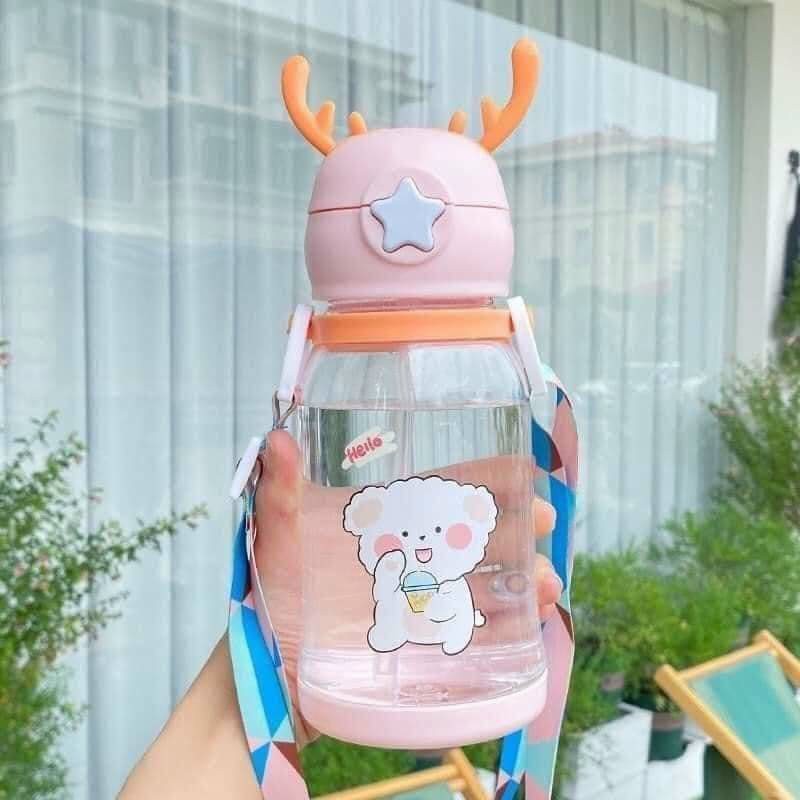 Bình Nước Có Ống Hút Hình Sừng Hươu Dễ Thương Cho Bé