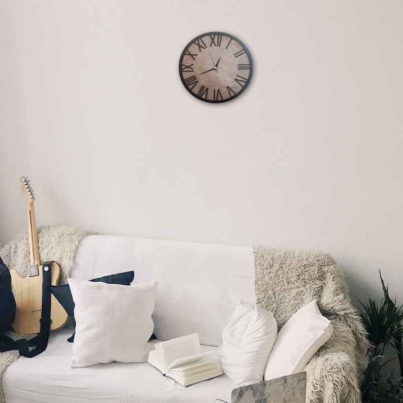 Đồng hồ gỗ treo tường chất liệu gỗ máy kim trôi thiết kế in theo yêu cầu decor trang trí nhà và quán cafe