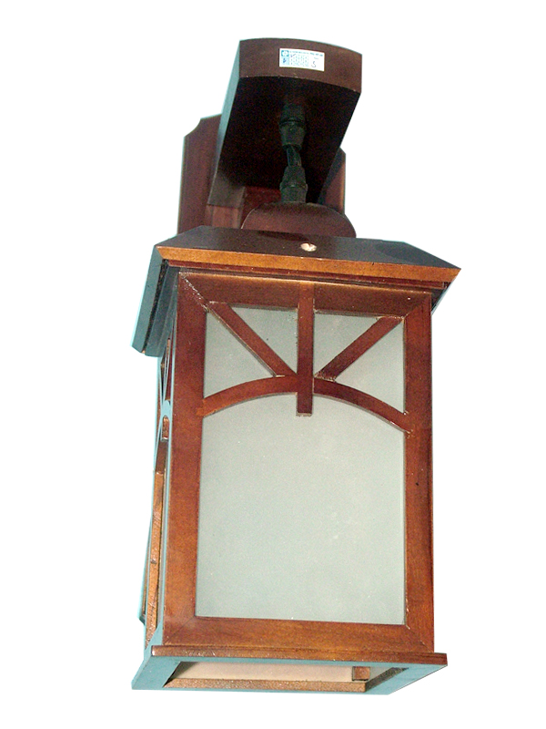 Đèn treo tường bằng gỗ