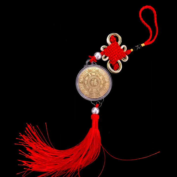 Dây Treo Xe Hơi Hình Con Hổ Gầm Của Hongkong, Dùng treo trên xe hơi, trong nhà, nơi làm việc, mang theo bên người, làm quà tặng bạn bè, kích thước 33 x 4.5cm, màu vàng - TMT Collection - SP005431