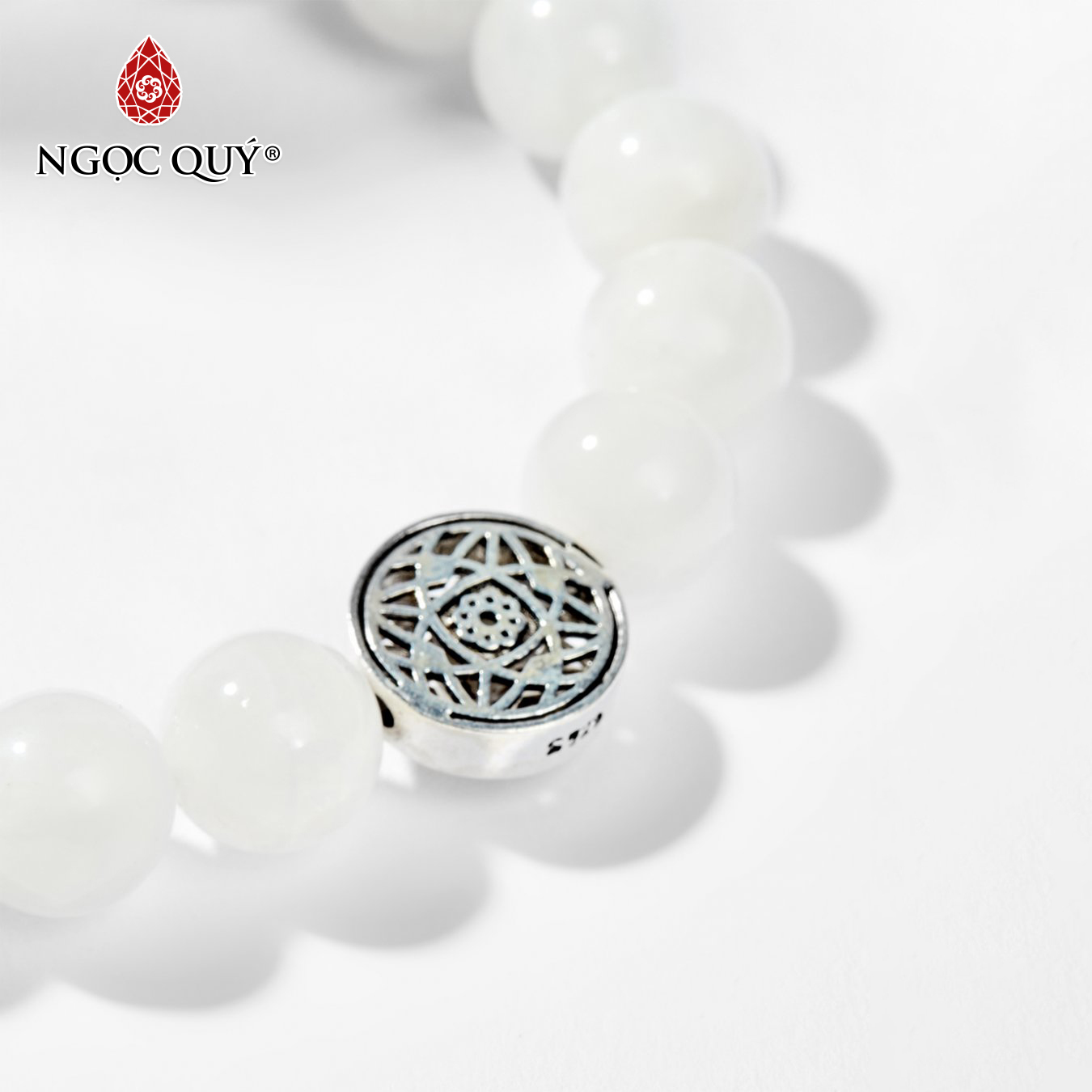 Vòng Tay Nam Xà Cừ Trắng Charm Thánh Giá 10mm Mệnh Thủy, Kim - Ngọc Quý Gemstones