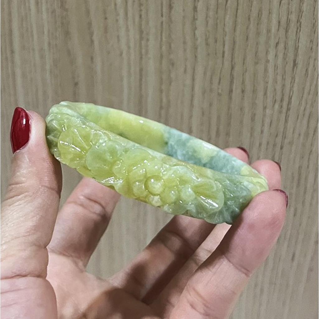 Vòng tay chạm hoa ngọc lam thật cho người mệnh kim mộc thủy hỏa thổ