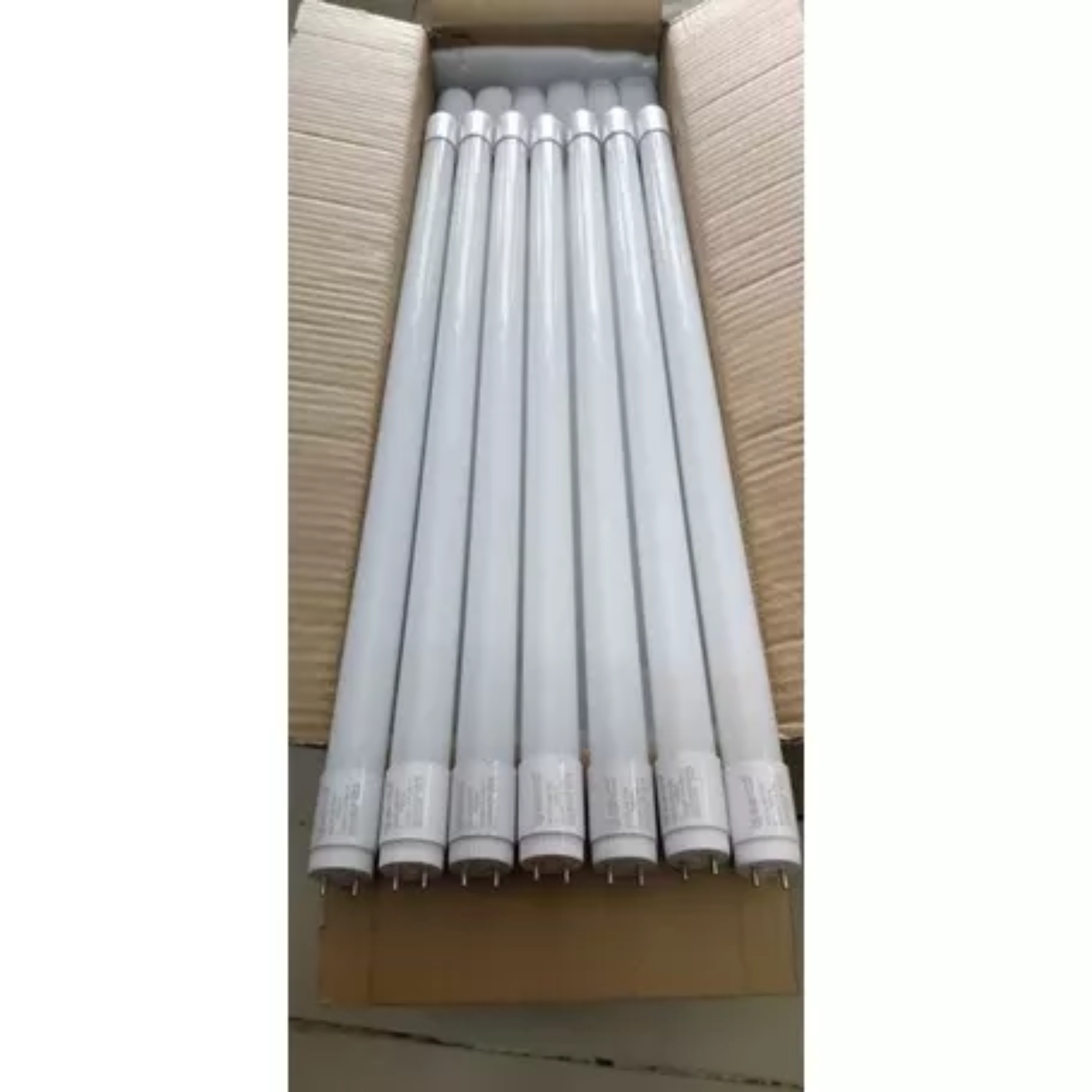 Thùng tuýp led Esnco 10w 0.6m đầu nhựa
