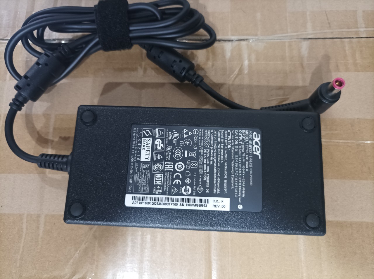Sạc (Charger for) dành cho Acer Predator Triton 700 PT715-51 ADP-180MB K 7.4*5.0mm 180W hàng nhập khẩu