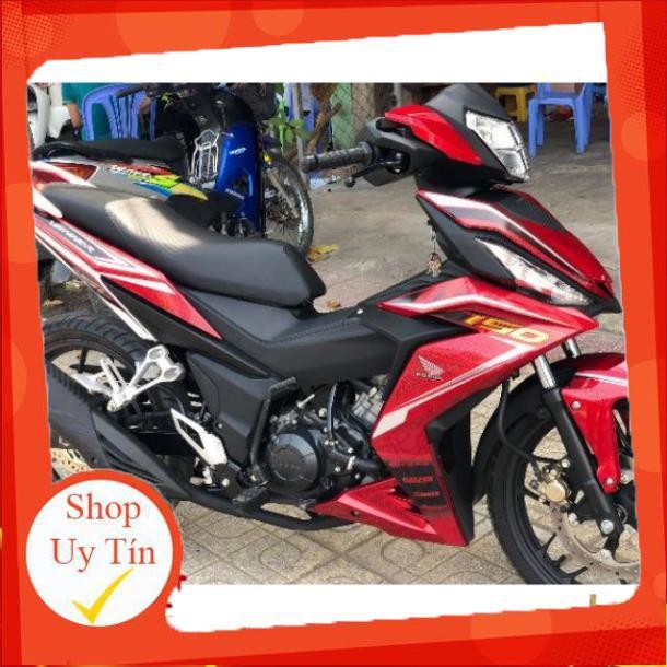 Tem rời winner dán xe đỏ