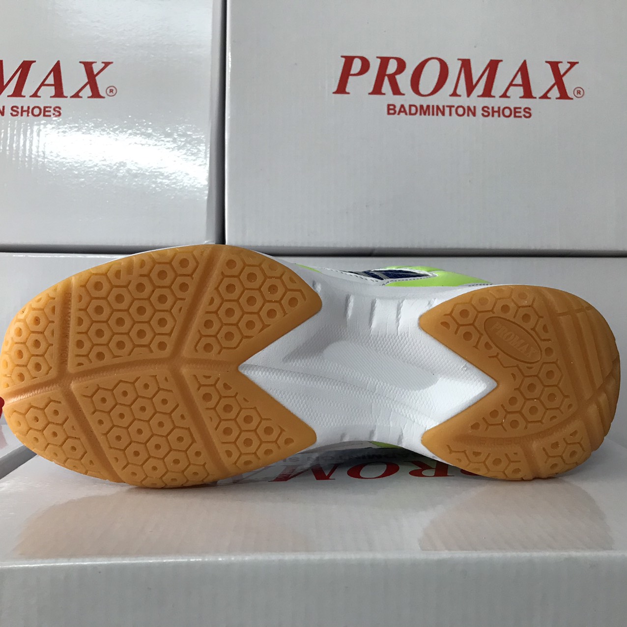 Giày Promax chuyên dụng chơi chơi cầu lông, bóng chuyền, bóng bàn cho nam, nữ Mã PR-20018 đế cao su non, da PU (4 màu đủ size từ 36-44)