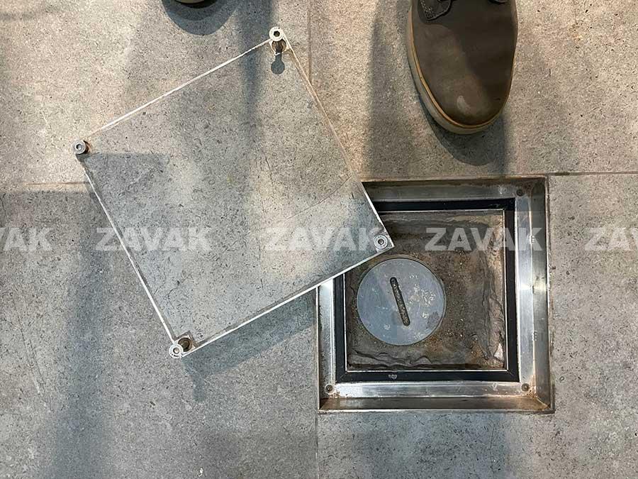 Nắp bể phốt Zavak MHE-25 KT25x25cm, chống nước, chống mùi, lát đá dày 2 cm chịu tải 1 tấn, inox 304
