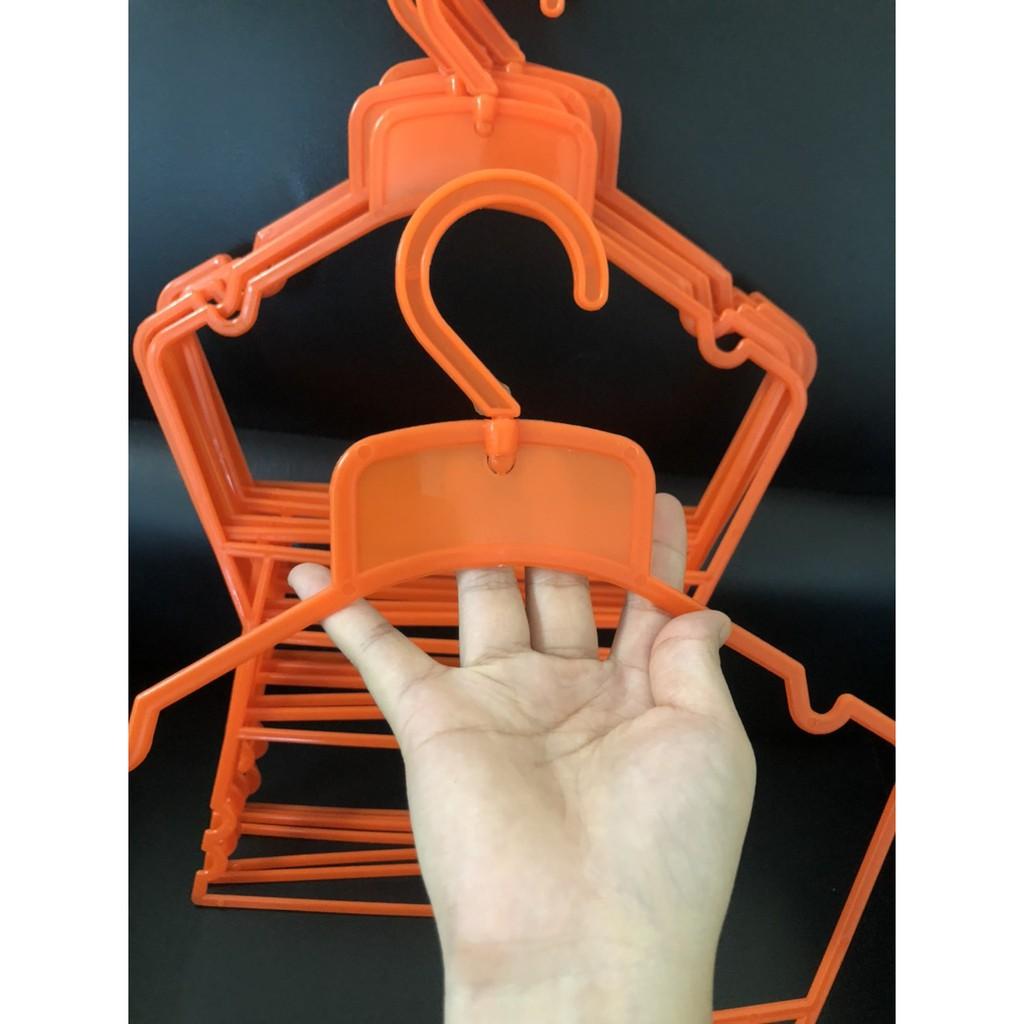 Móc quần áo trẻ em, móc bộ trẻ em size 0-3 tuổi