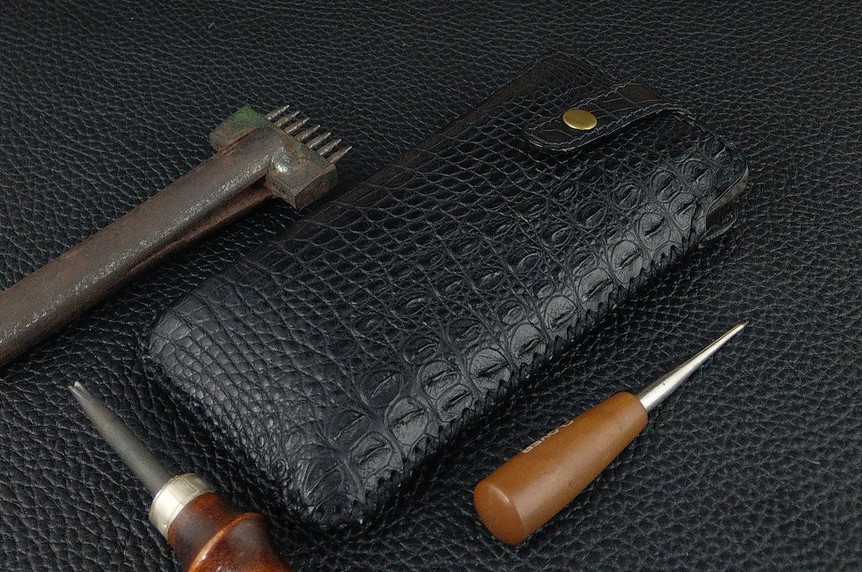 Bao Da Rút cho Samsung Galaxy Z Fold2 Z Fold3  Z Fold4 Da Cá Sấu thật Có Quai Cài