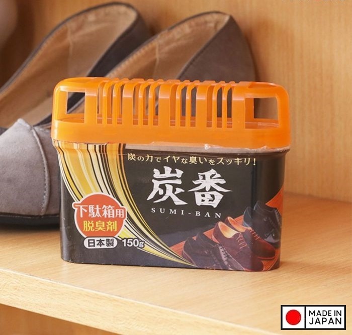 Hộp Khử Mùi Tủ Giày, Tủ Quần Áo Than Hoạt Tính Kobini Nhật Bản (150g)
