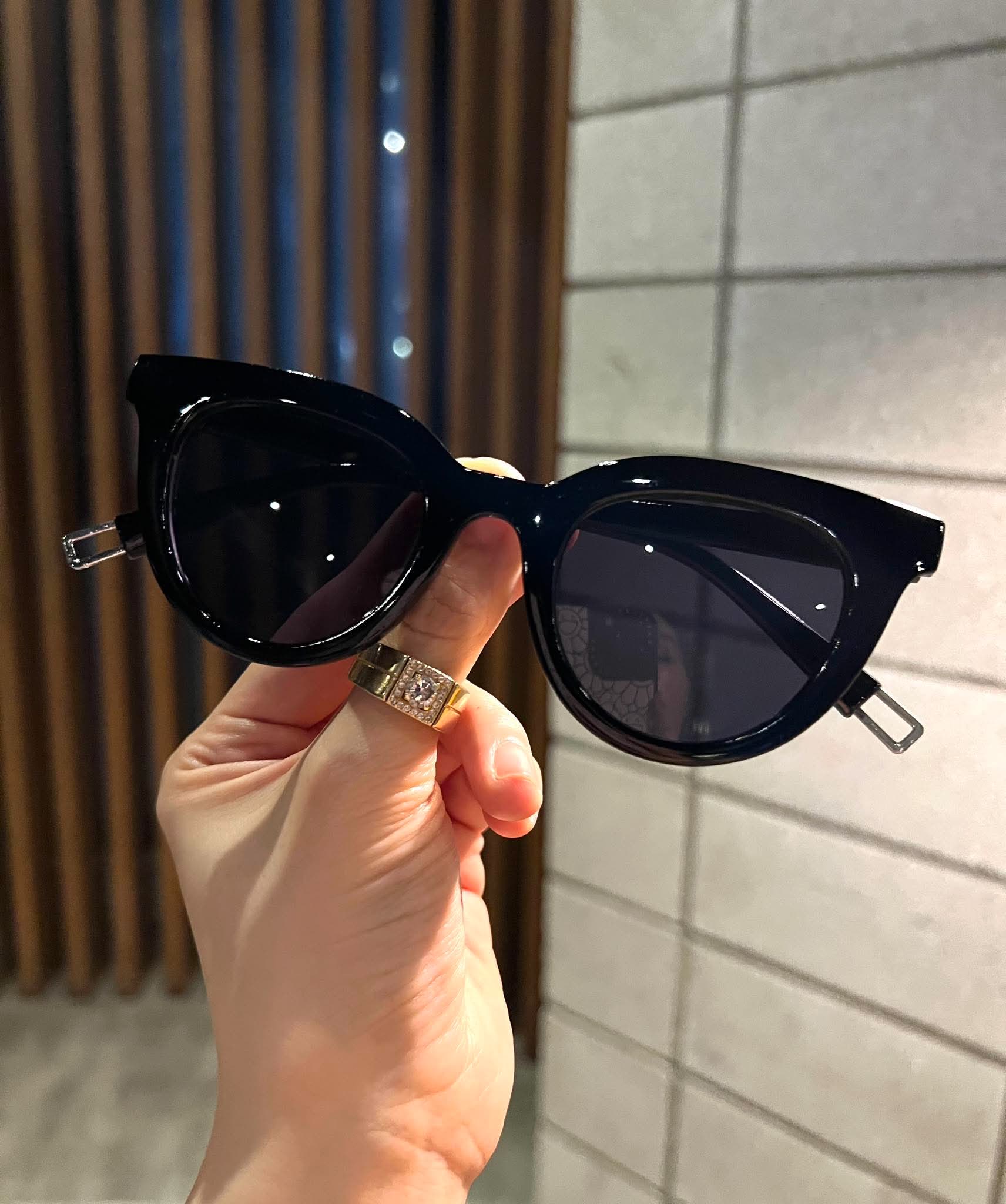Kính râm mắt mèo đi đường chống nắng uv