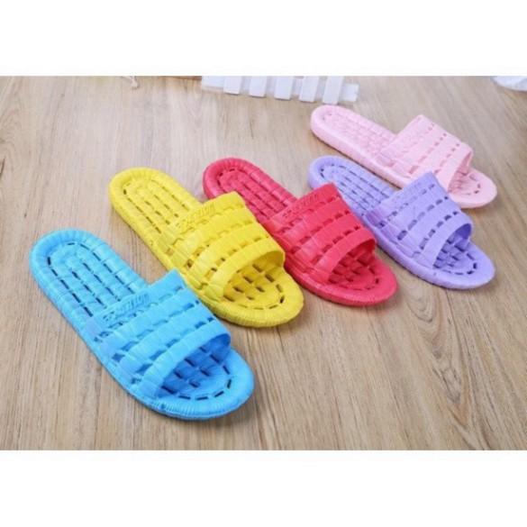 Dép xốp lỗ đi trong nhà tắm văn phòng siêu bền, siêu rẻ, chống trơn trượt |
