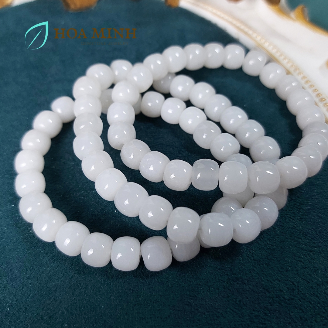 Vòng tay phong thủy đá Thạch Anh trắng sữa hạt vuông size 8 li (hàng kinh tế) vòng tay mệnh Kim, Thủy