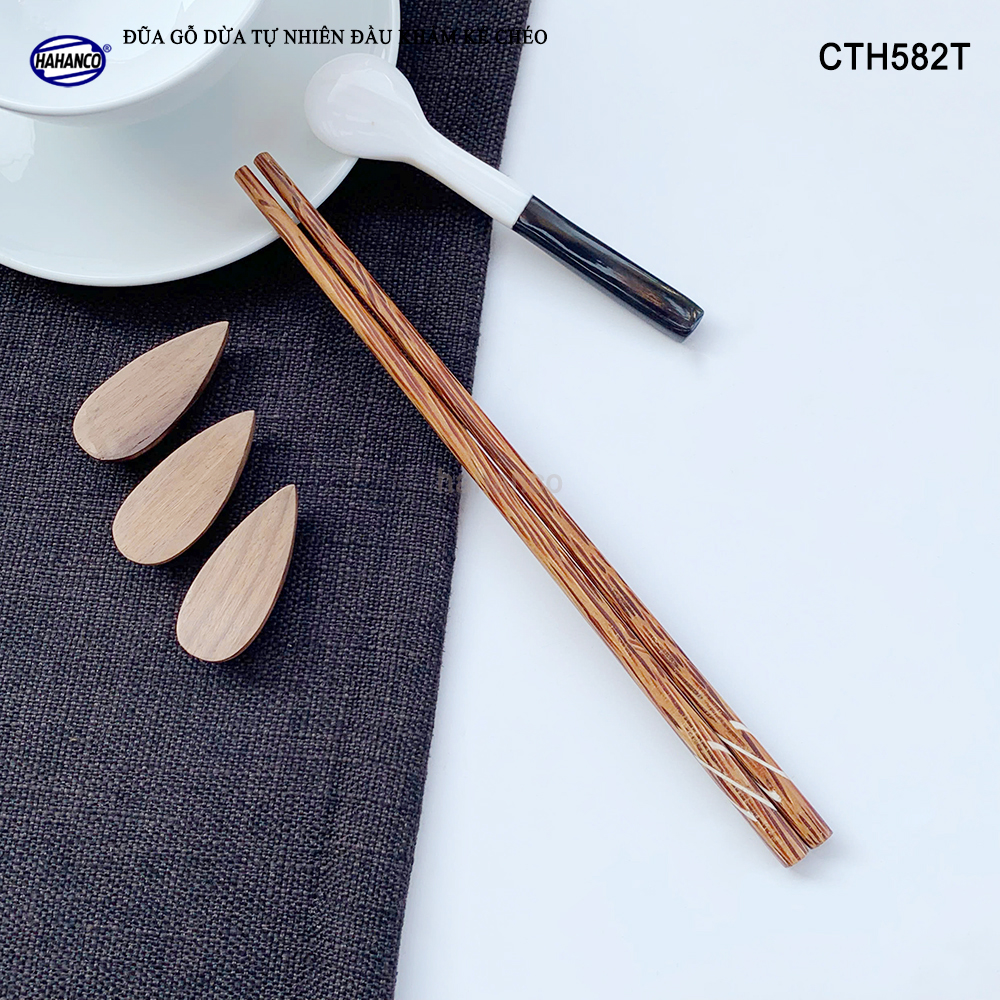 Đũa Gỗ Dừa Đen Khảm Kẻ Chéo HAHANCO An Toàn Đẹp Mắt Dùng Cho Quán Ăn Gia Đình - CTH582T