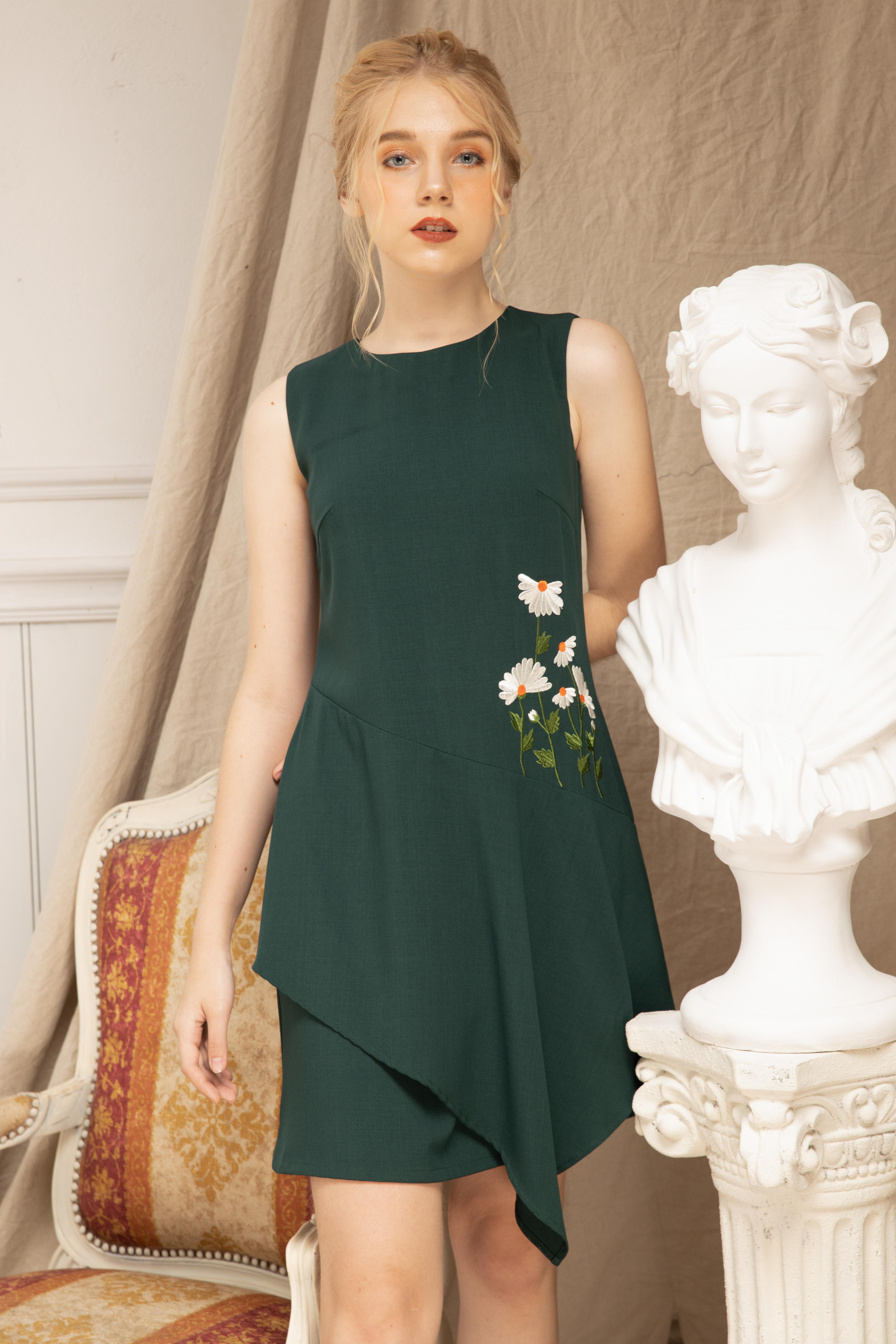 VÁY LUNA THÊU BÔNG EO FALA HE001