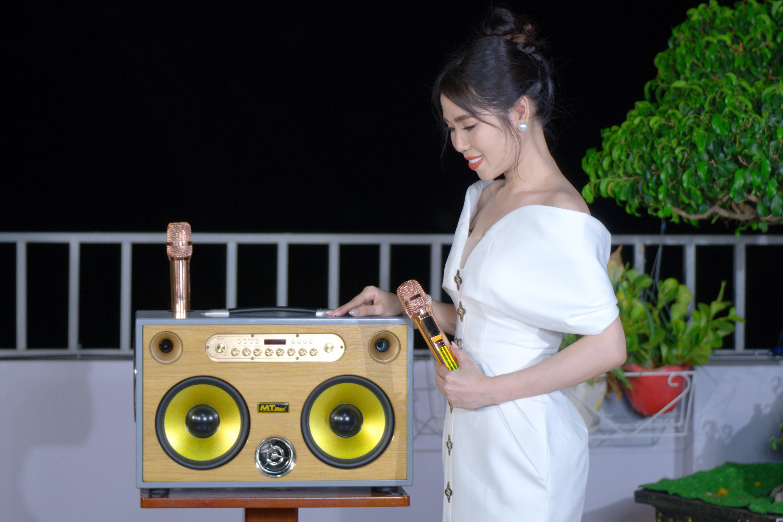 Loa Xách Tay MTMAX DK26Pro - Loa Karaoke Chính Hãng Giá Tốt Nhất Năm, Công Suất Lớn, Bảo Hành 12 Tháng Hàng Chính Hãng