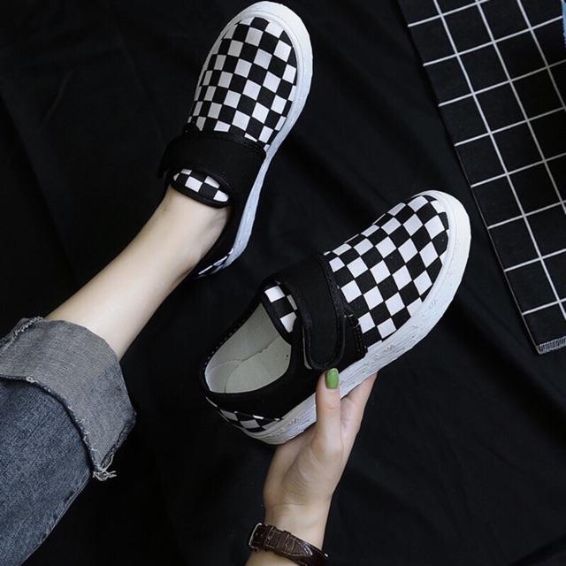 Giầy thể thao kẻ caro siêu êm