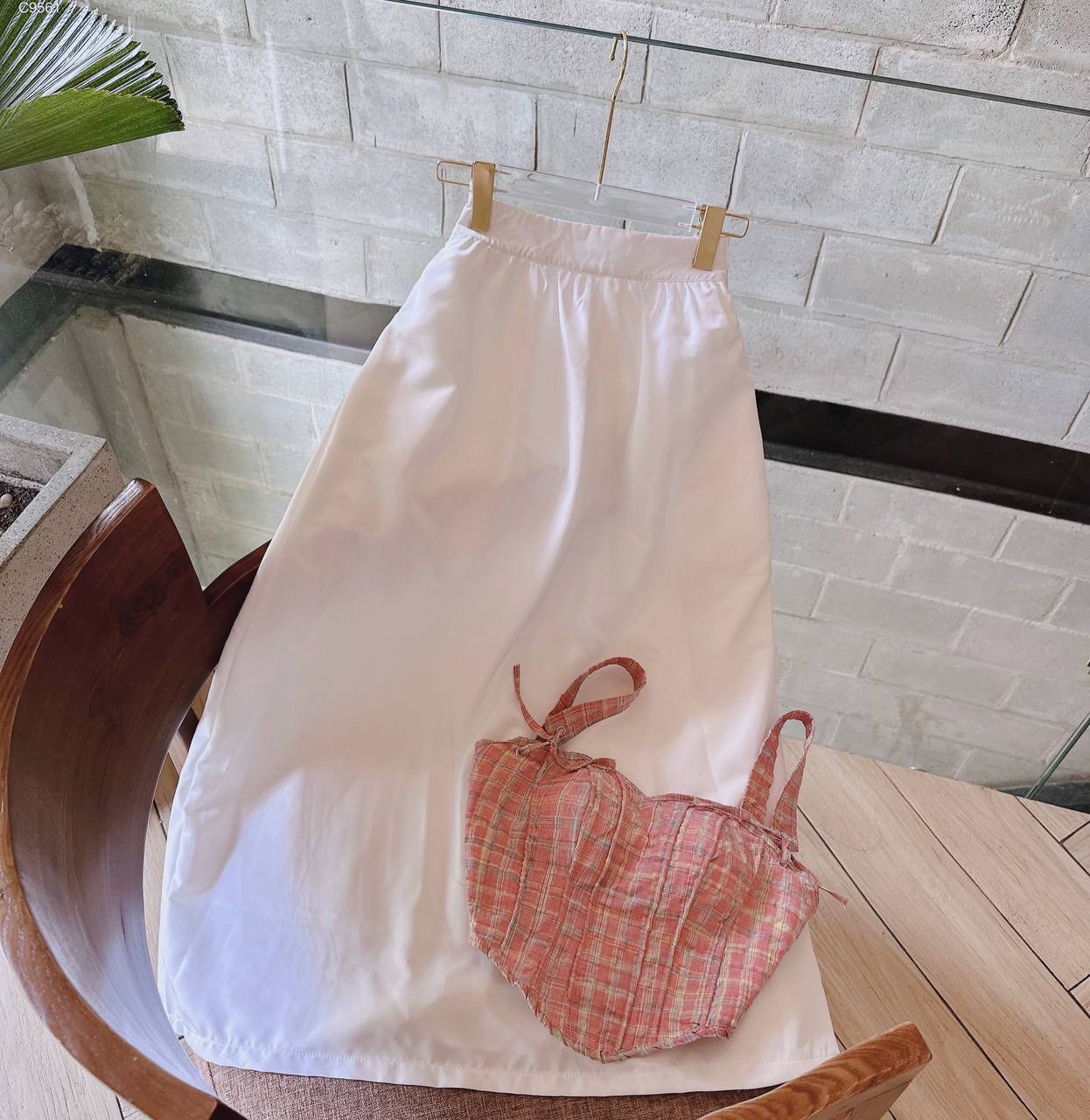 ĐẦM SET CHÂN VÁY MIDI DÀI XẾP LY SUÔNG TRƠN MAXI ĐEN / TRẮNG + ÁO CROPTOP DÂY CỔ U JEANS DENIM ĐI TIỆC ĐI BIỂN ĐI CHƠI DẠO PHỐ