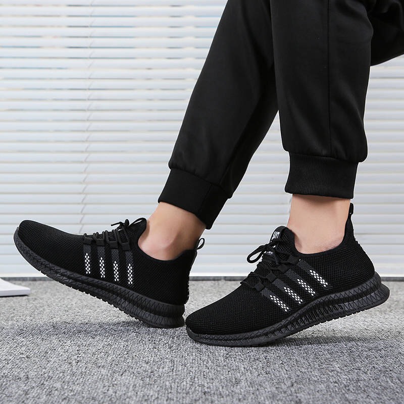 Giày thể thao nam, giày sneakers nam vải mềm nhẹ TIZINIS B06