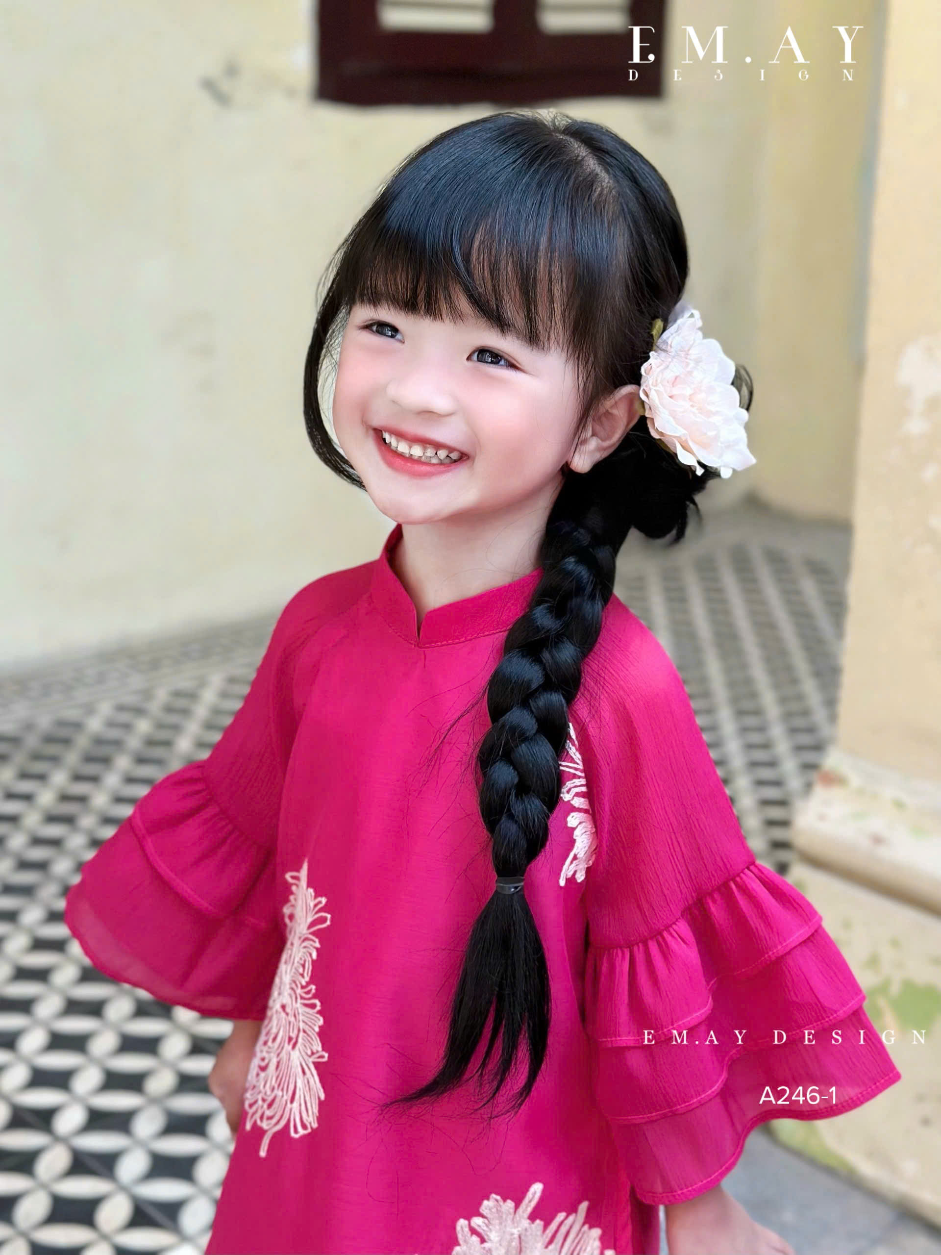 Áo dài tết cho bé gái mẫu Hoa thêu xinh xắn màu đỏ hồng từ 12-40kg hàng thiết kế cao cấp