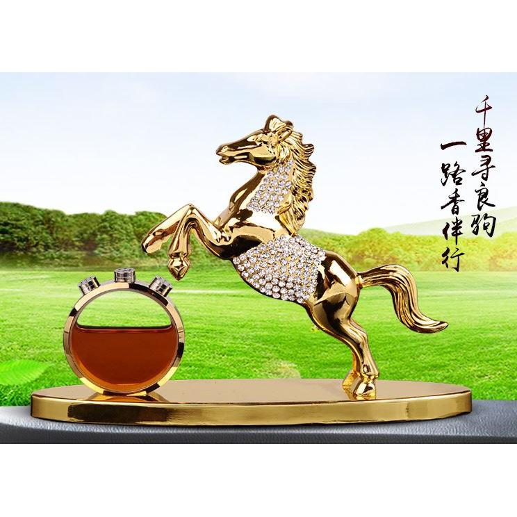 Tượng Phong Thuỷ Ngựa Vàng Đính Đá Cao Cấp - Tượng Mã Đáo Thành Công Trang Trí Bàn Làm Việc, Ô Tô