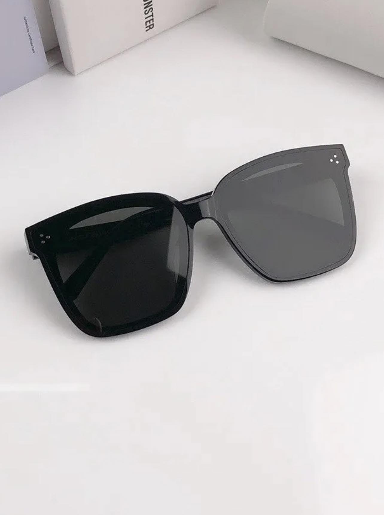 Kính râm thời trang Hàn Quốc dáng vuông basic nhựa cao cấp
