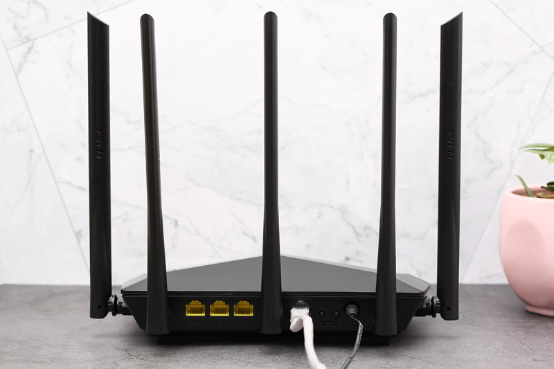 Router Wifi Chuẩn AC1200 Tenda AC7 Đen - Hàng chính hãng