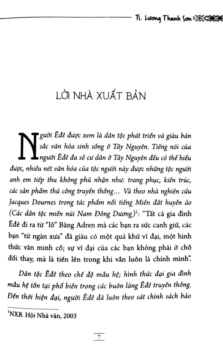 Phụ Nữ Êđê Trong Xã Hội Mẫu Hệ _PNU