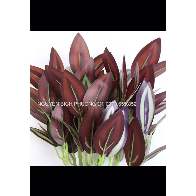 Cụm Lá Điểm Giả Dài 20cm Trang Trí