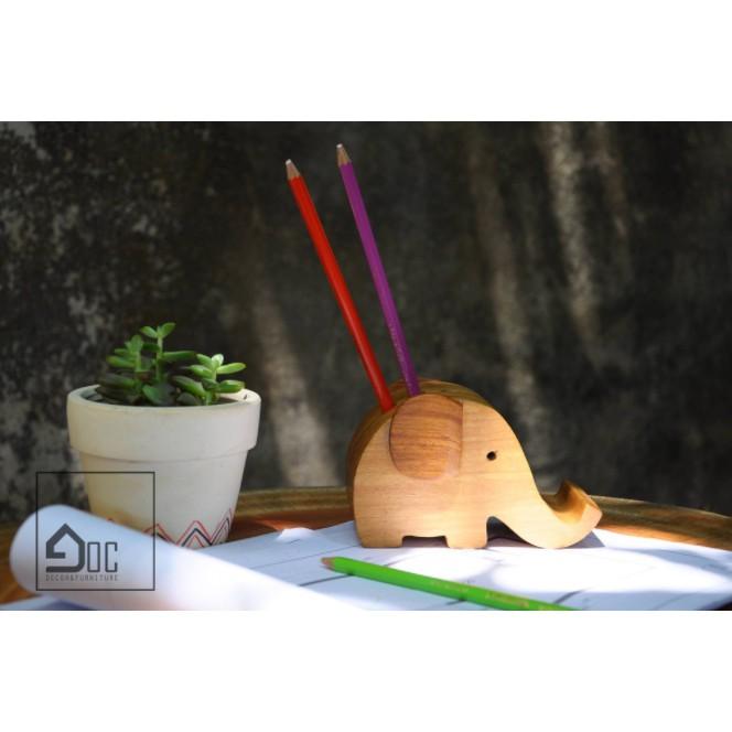 Giá, gác đỡ điện thoại làm quà tặng hình con cá heo, con voi