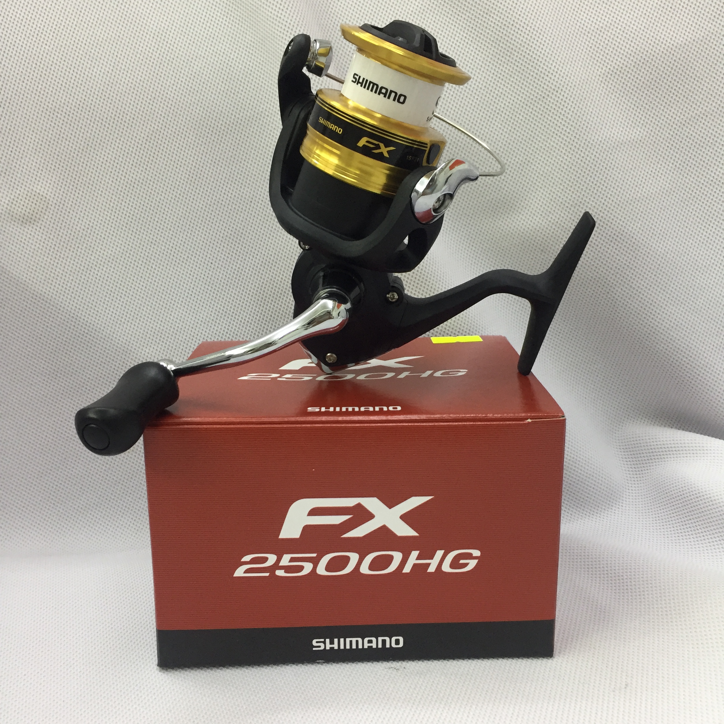 Máy câu cá Shimano FX2500