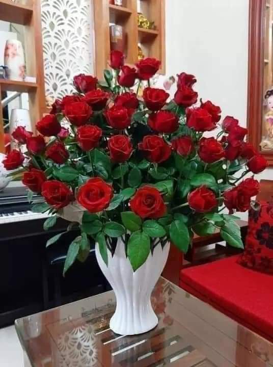 Lọ cắm hoa