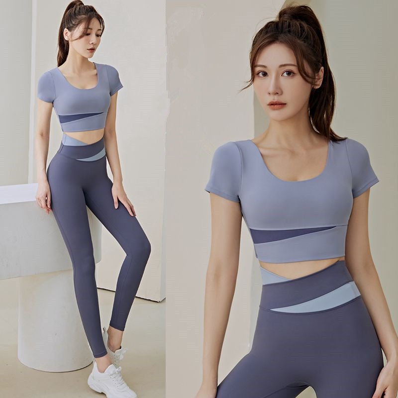 Bộ quần áo tập gym nữ không viền cổ vải co giãn 4 chiều có mút ngực - Set quần dài và áo croptop ngắn tay KENZI-79