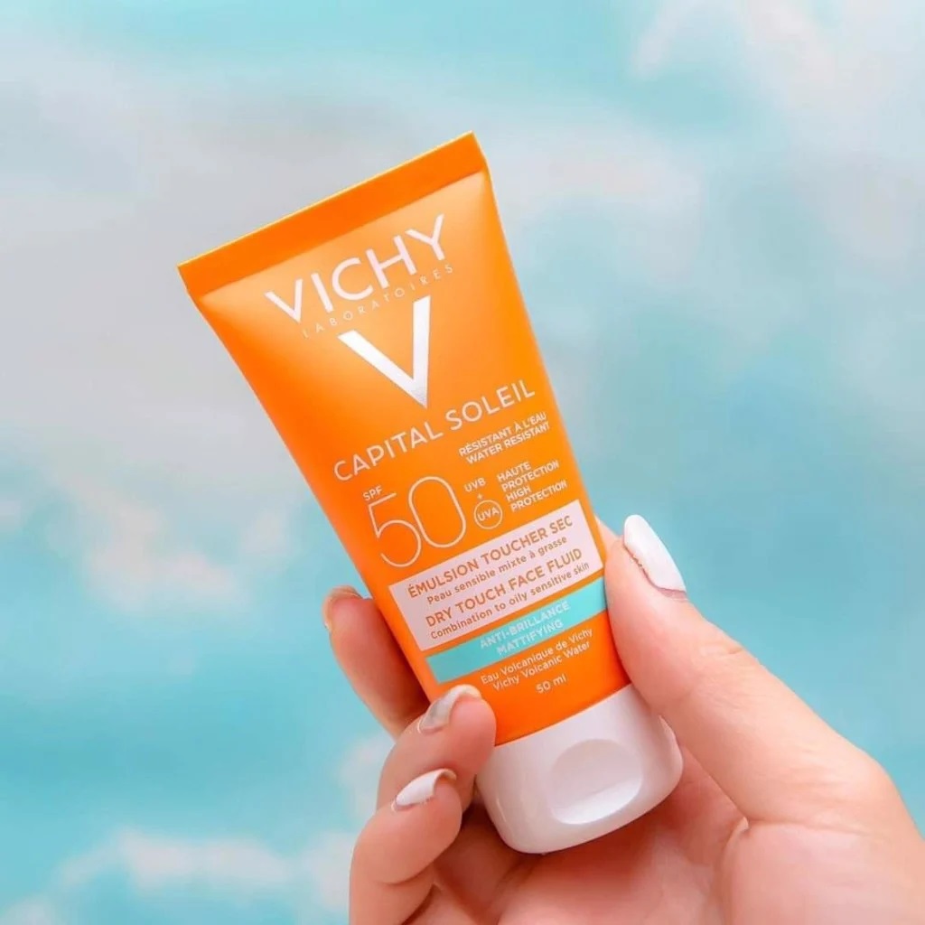 Kem Chống Nắng Bảo Vệ Da Mặt Không Gây Nhờn Rít Vichy Ideal Soleil Mattifying Face Fluid Dry Touch SPF50 50ml