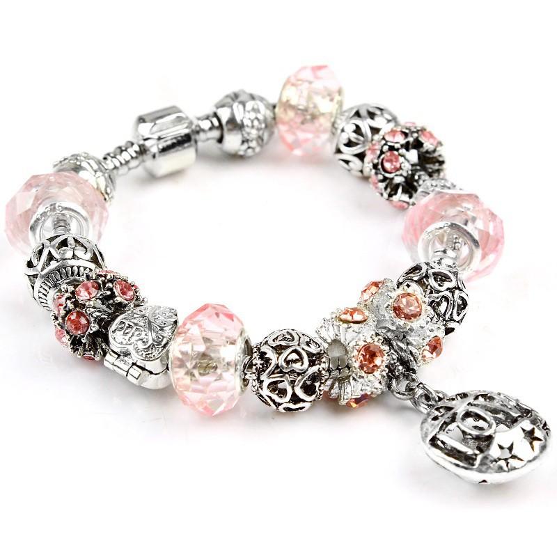 Vòng tay phong thủy charm chữ Love