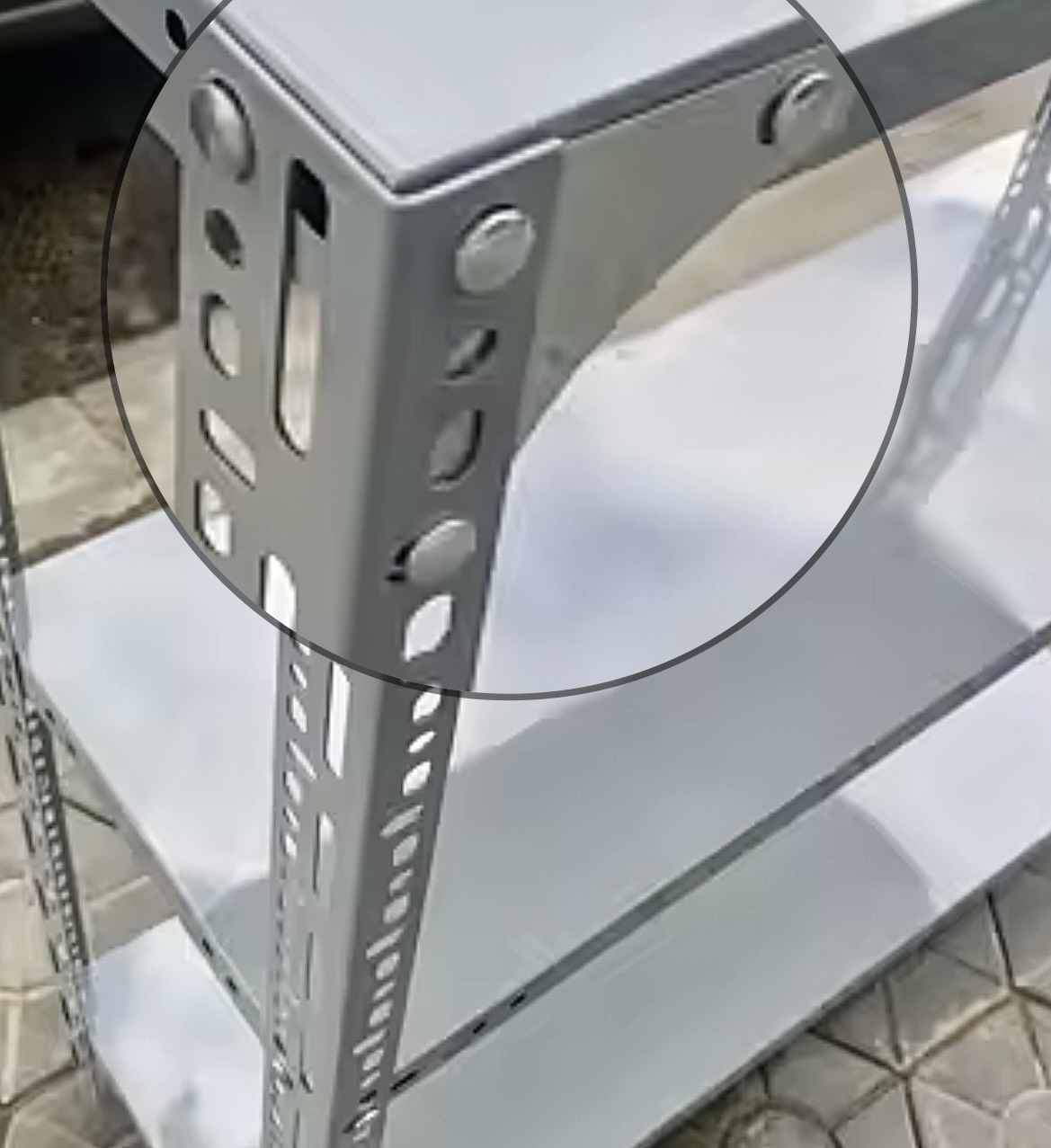 ỐC BẮT KỆ SẮT V LỖ ĐỰNG ĐỒ ĐA NĂNG ĐẦU TRÒN CỔ VUÔNG M6 x 18, M8 x 15 _ THEO BỘ