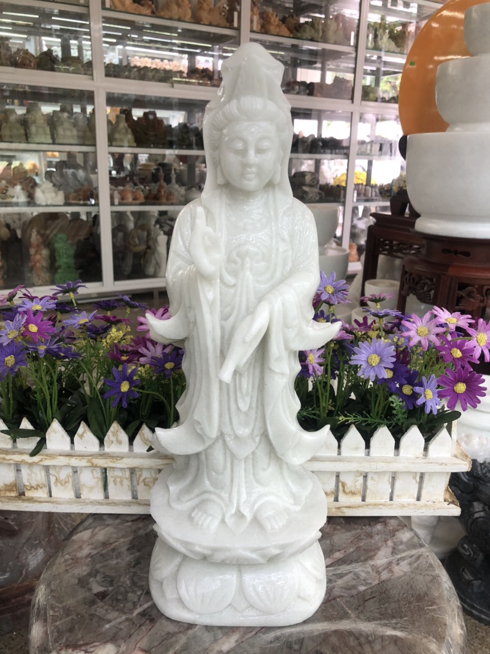Tượng Phật Bà Quan Thế Âm Bồ Tát đứng đài sen đá cẩm thạch trắng - Cao 40 cm