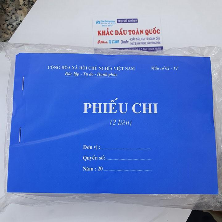 Quyển phiếu chi carbon 2 liên A5 dày dặn rõ nét, có rãnh