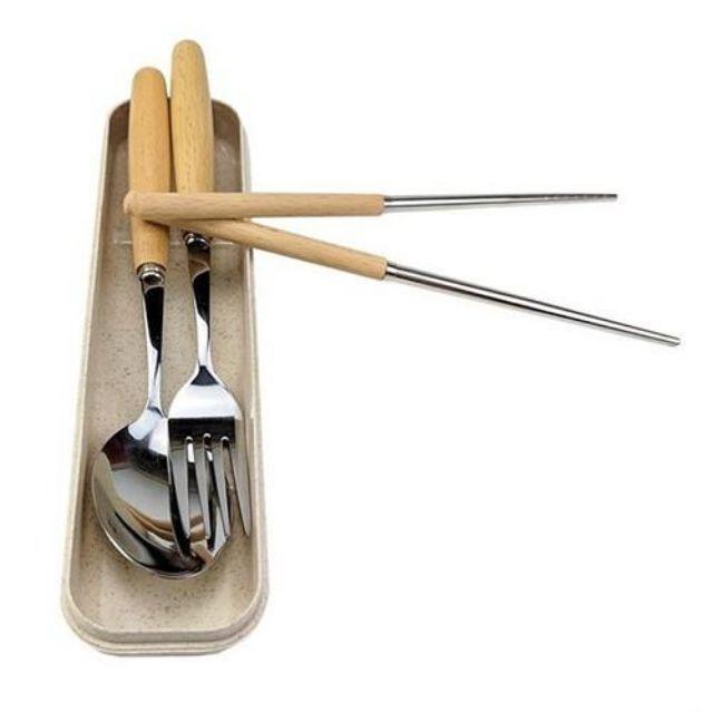 Bộ Đũa Thìa Lúa Mạch 3 Món Cán Gỗ Kèm Hộp Đựng Cao Cấp