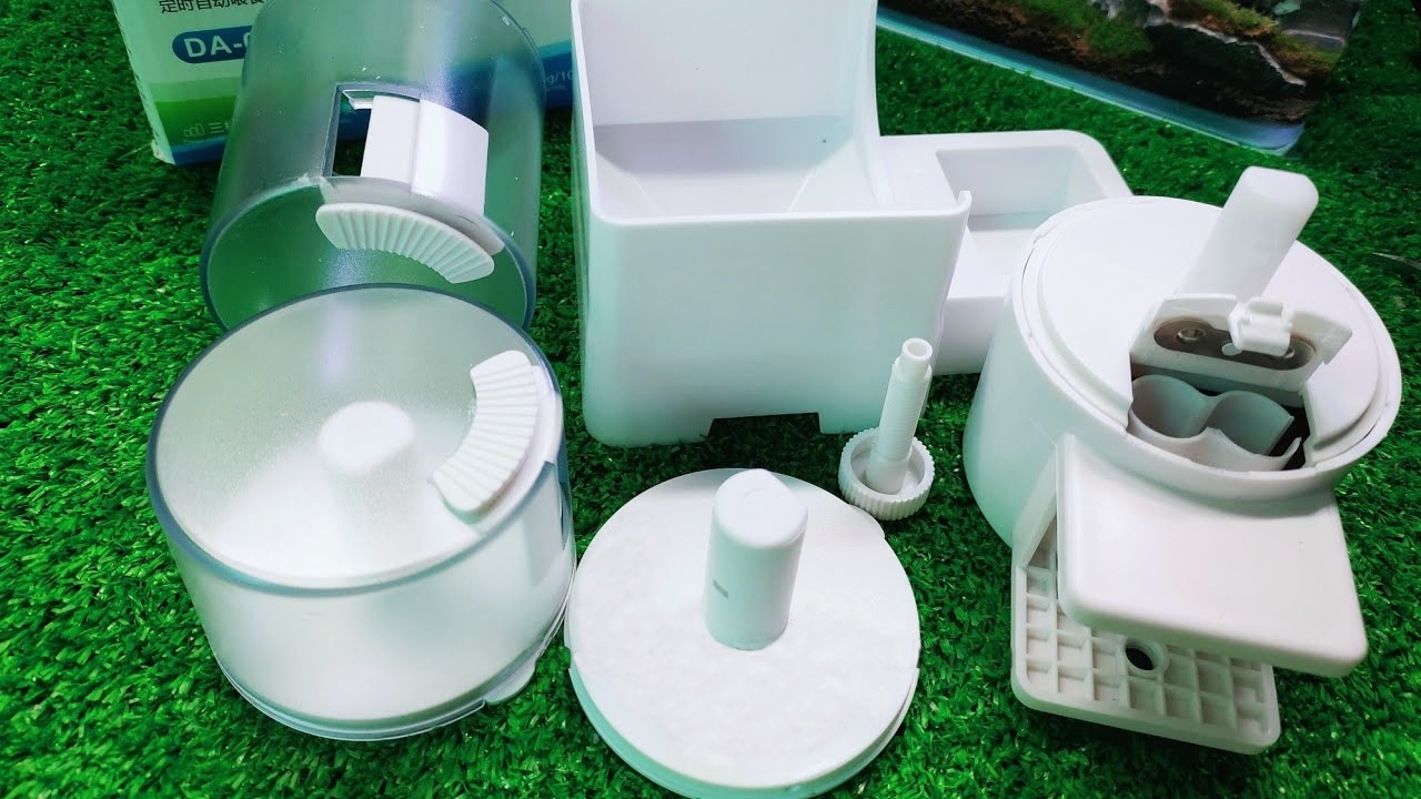 Máy cho cá ăn tự động chạy pin DA-08