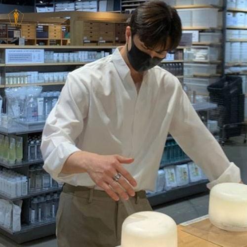 Áo sơ mi nam TRAZ tay dài mẫu mới nẹp liền không nút phong cách Hàn Quốc vải cotton lụa rất đẹp mịn mát