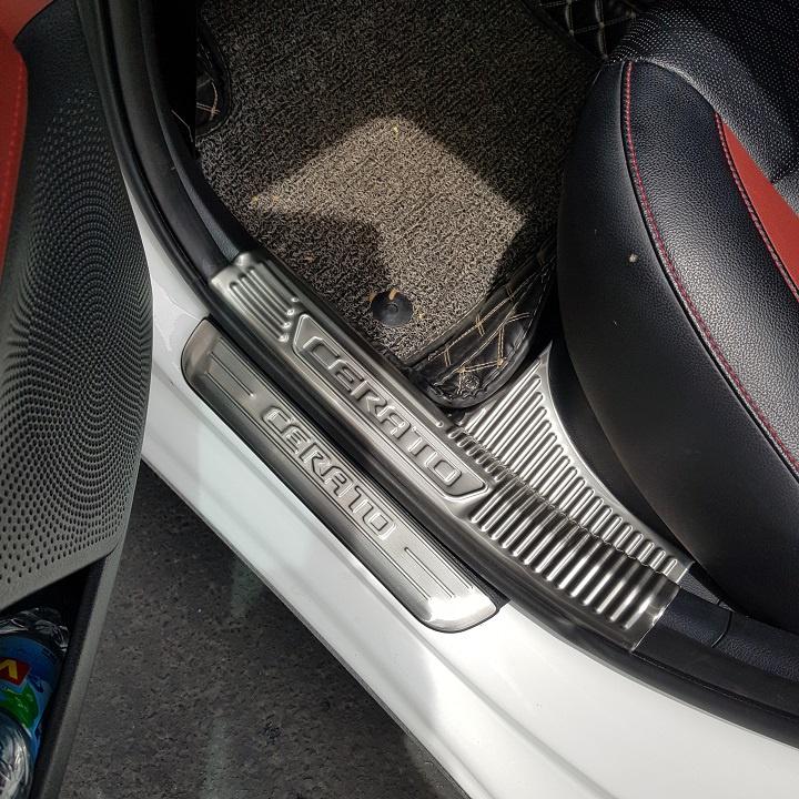BỘ SẢN PHẨM Nẹp bước chân và ốp chống trầy cốp Kia Cerato 2019-2020 - Mẫu Inox