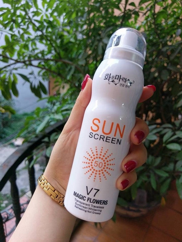 Kem Chống Nắng Dạng Xịt Toàn Thân V7 Sun Screen Hàn Quốc 200ml