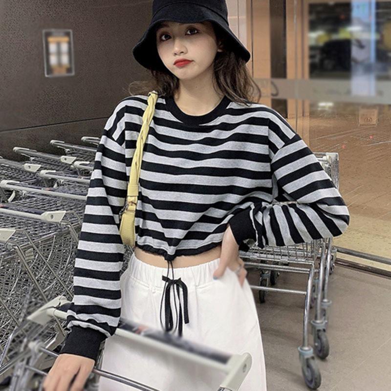 Áo Croptop Dài Tay Dáng Rộng Họa Tiết Kẻ Sọc Phong Cách Thoải Mái