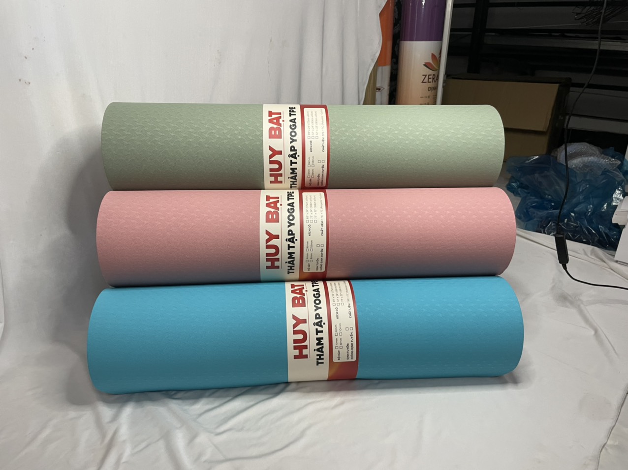 Đệm Ngủ Văn Phòng Nệm Ngủ 2 Lớp HUY BẠT Kích Thước 183x61cm Chất Liệu TPE Không Kích Ứng Da Mềm Mại Êm Ái Giặt Được Với Nước Tặng Túi Đựng Tiện Dụng.