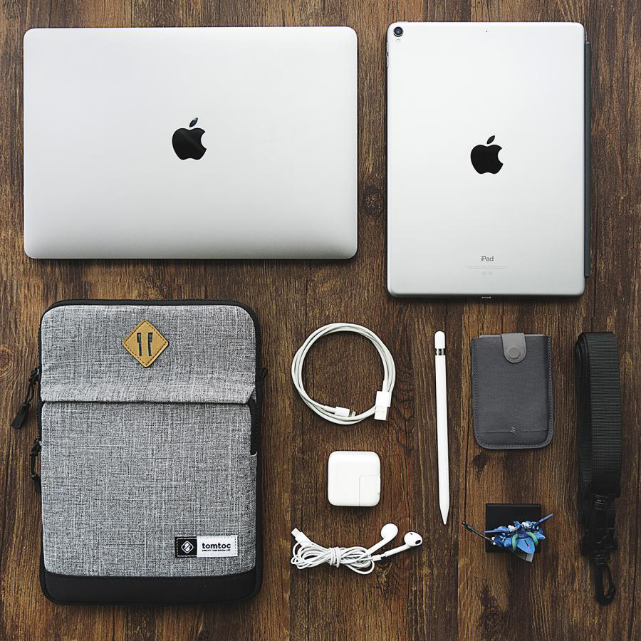 Túi đeo chéo chống sốc cho iPad 10.5 - 11inch TOMTOC Multi Function Shoulder Bags - A20-A01 - Hàng chính hãng