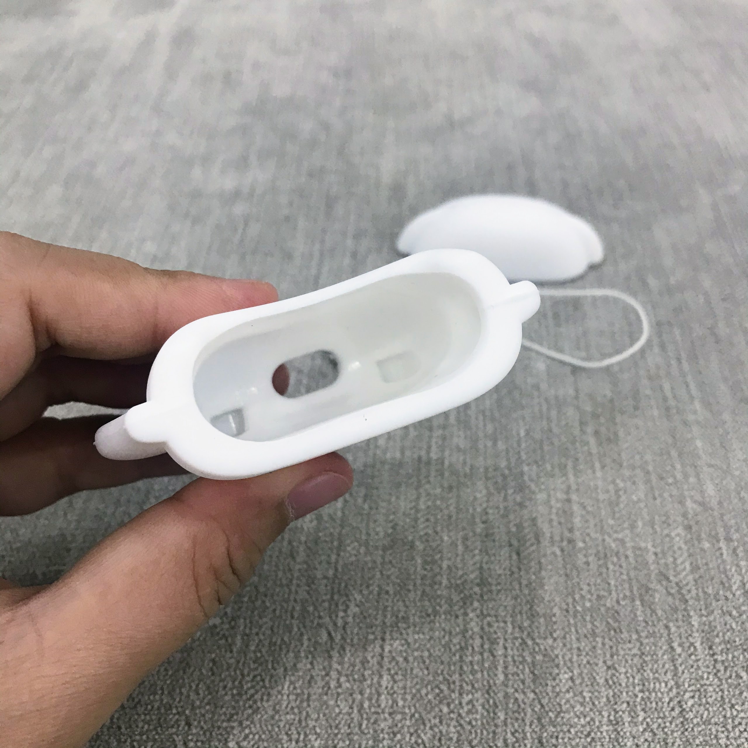 Case Dành Cho Airpods 1 / 2 - Ốp Bảo Vệ Chất Lượng Cao Cấp Dành Cho Airpods 1 / Airpods 2 - Chó Quế Trắng