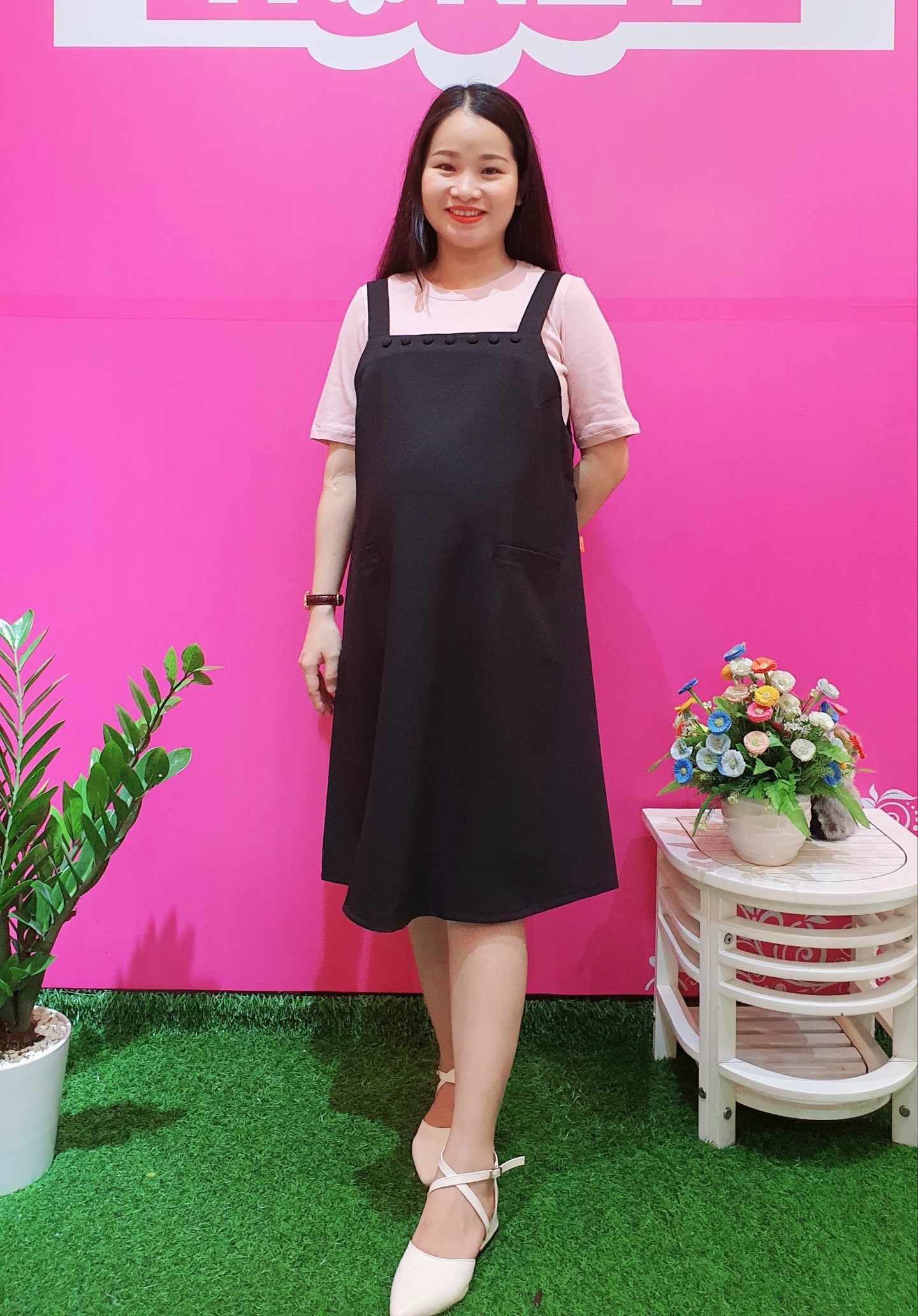 Yếm bầu vải thô cổ vuông nút bọc